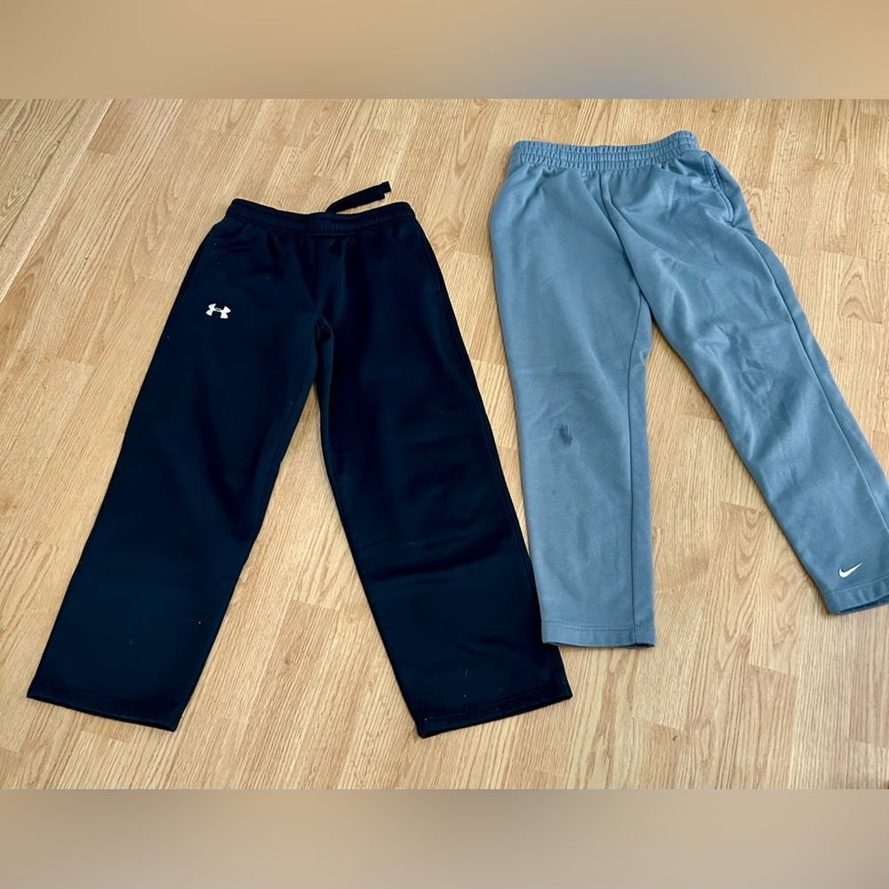 Under Armour & Nike jogging pants boys size medium/large black/grey